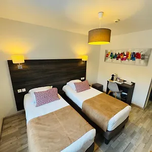 De La Cathedrale Hotel