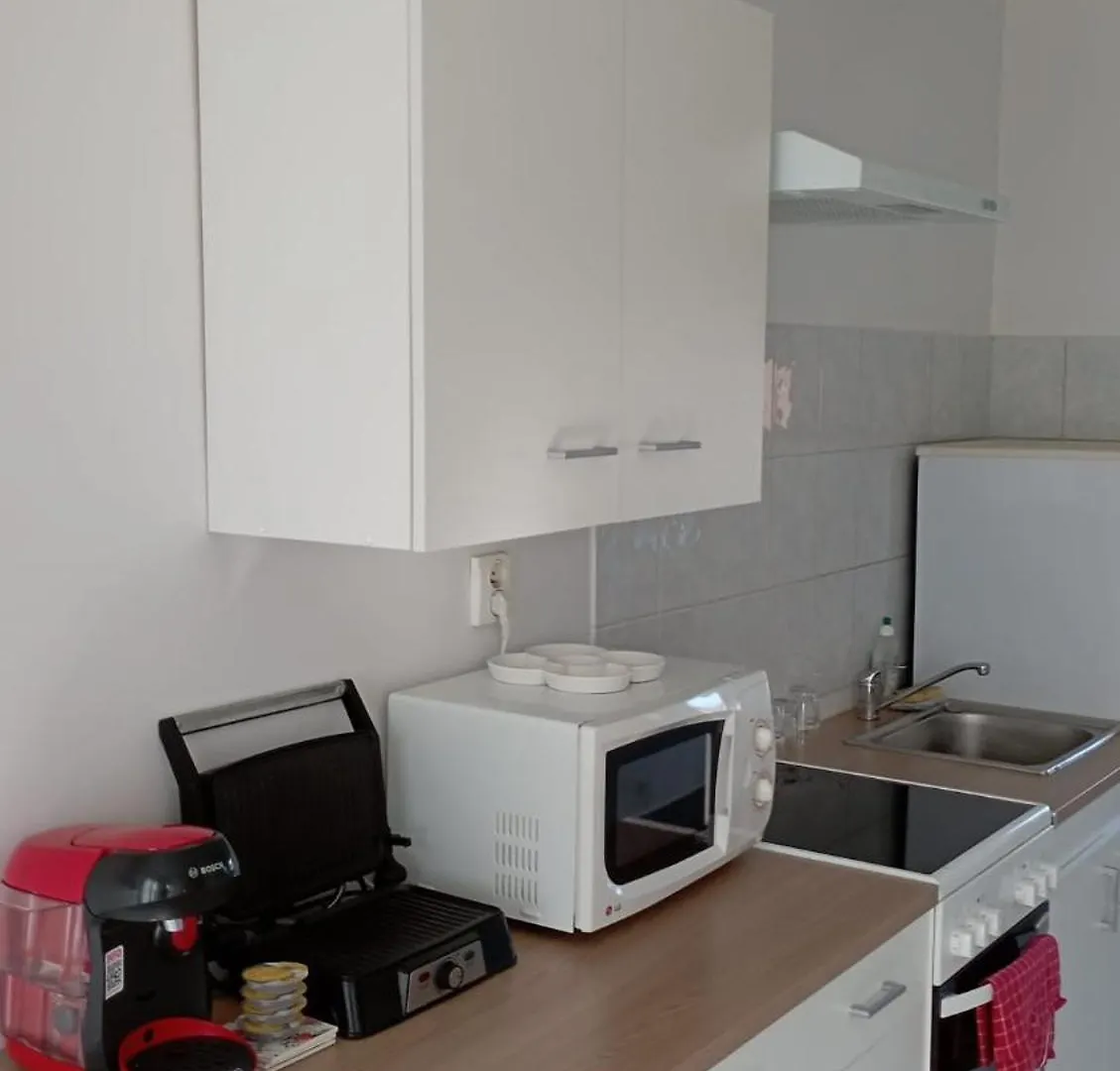 Duplex Lumineux Avec Parking Et Wi-Fi Offert Apartment Beauvais