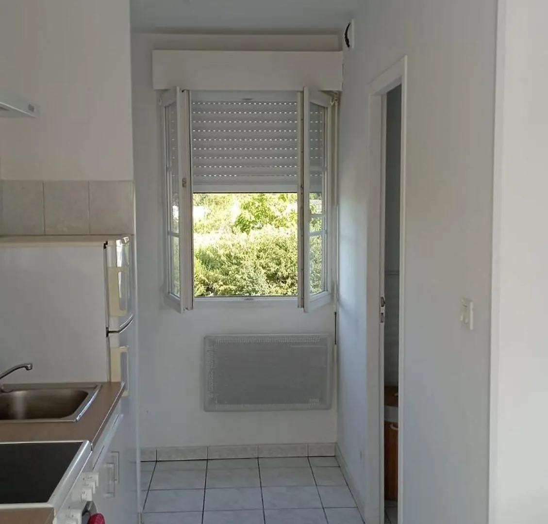 Duplex Lumineux Avec Parking Et Wi-Fi Offert Apartment Beauvais
