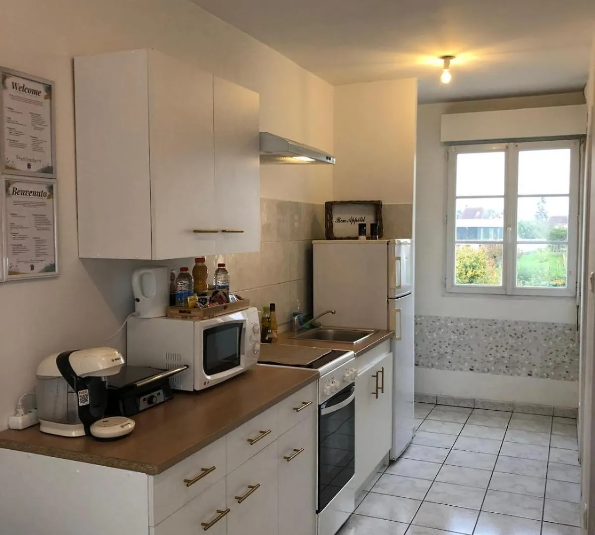 Duplex Lumineux Avec Parking Et Wi-Fi Offert Apartment Beauvais 0*,  France