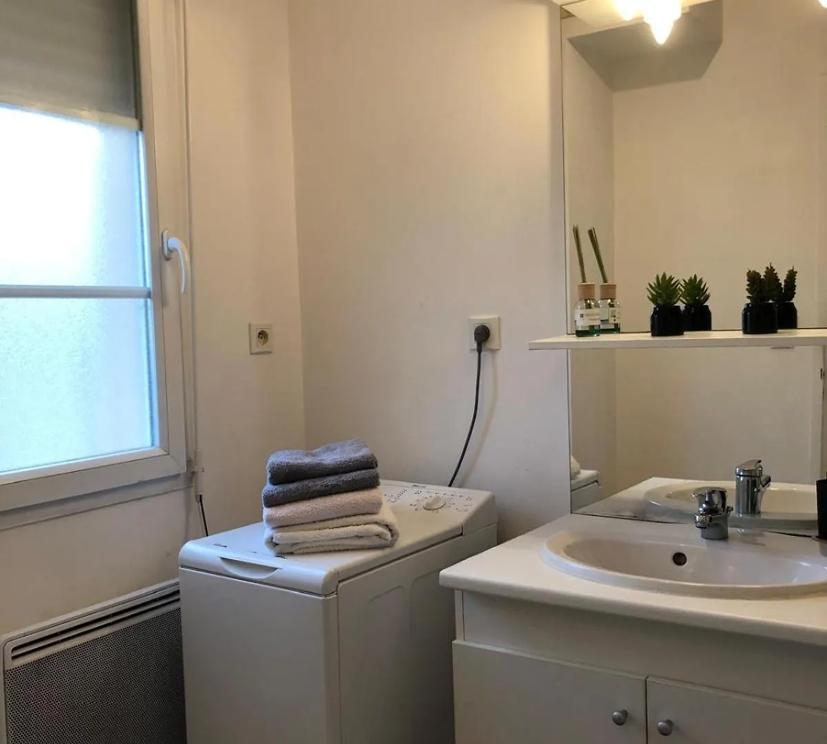 Duplex Lumineux Avec Parking Et Wi-Fi Offert Apartment Beauvais 0*,